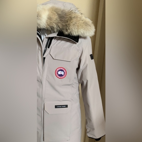 Canada Goose Expedition Parka - Picture 3 of 15